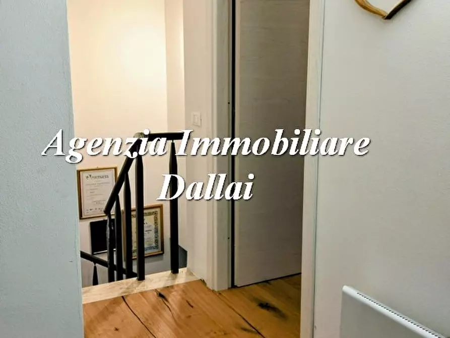 Immagine 2 di Casa indipendente in vendita  a Borgo San Lorenzo