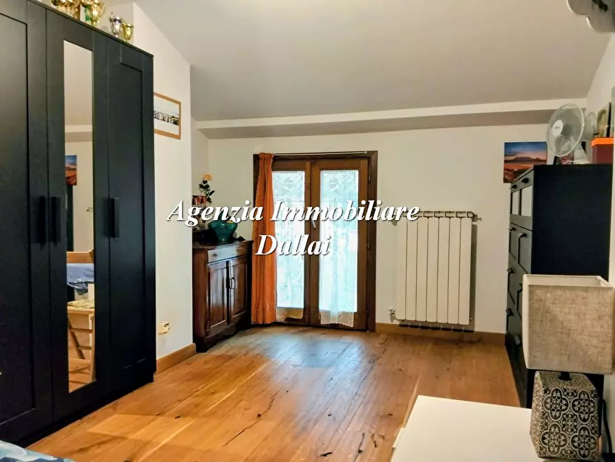 Immagine 9 di Casa indipendente in vendita  a Borgo San Lorenzo