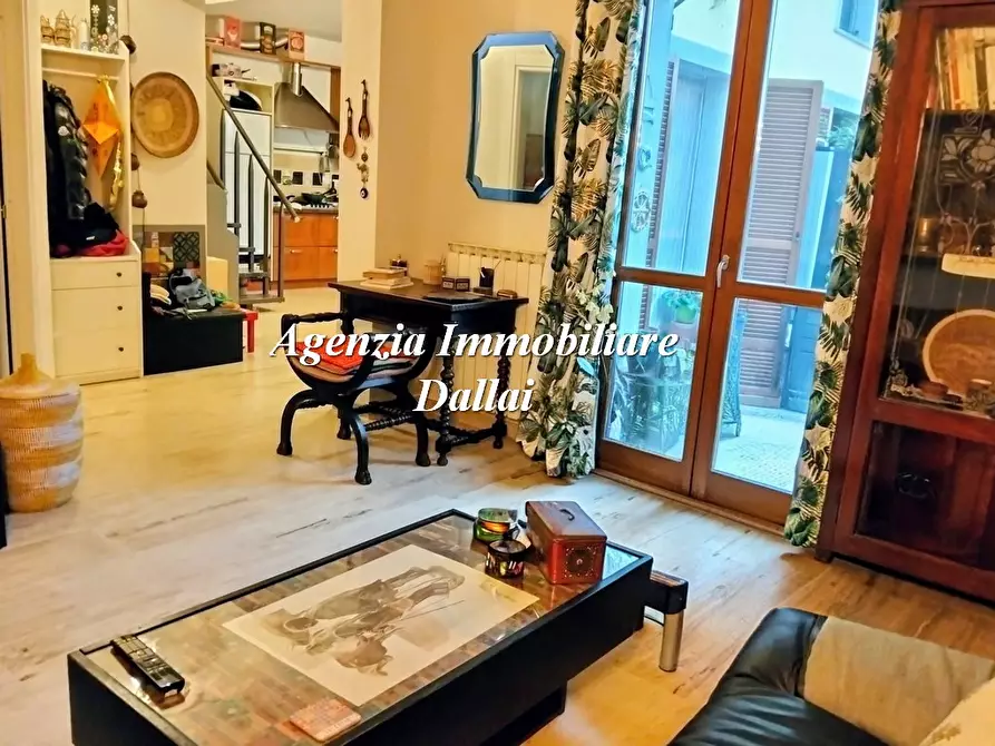 Immagine 1 di Casa indipendente in vendita  a Borgo San Lorenzo
