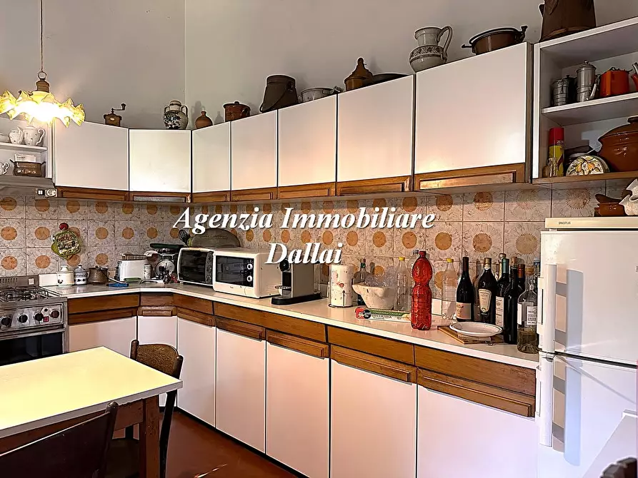 Immagine 6 di Villa in vendita  in Via Roma 29 a Scarperia E San Piero