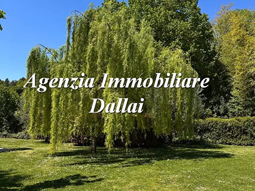 Immagine 8 di Villa in vendita  a Borgo San Lorenzo