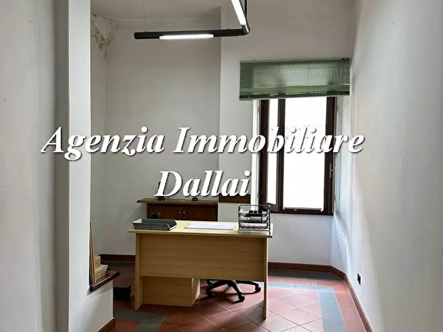 Immagine 6 di Ufficio in vendita  in Via Roma 29 a Scarperia E San Piero