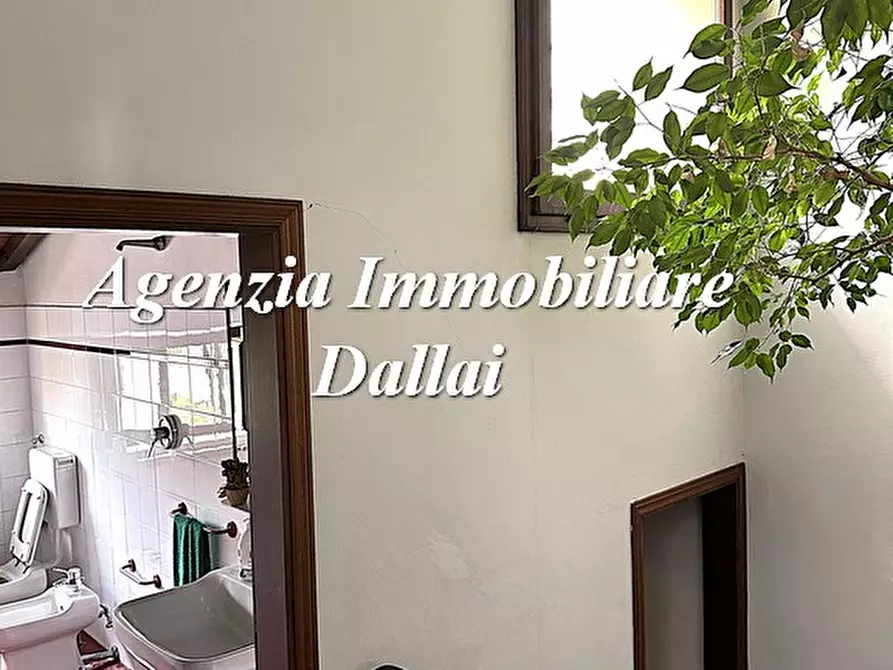 Immagine 1 di Ufficio in vendita  in Via Roma 29 a Scarperia E San Piero