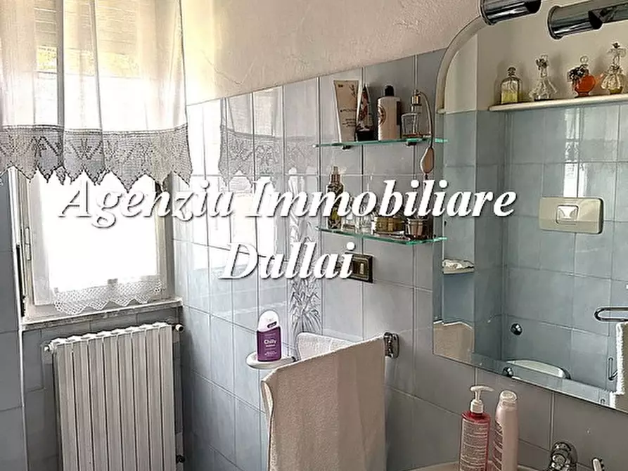 Immagine 8 di Appartamento in vendita  in Viale della Resistenza a Borgo San Lorenzo