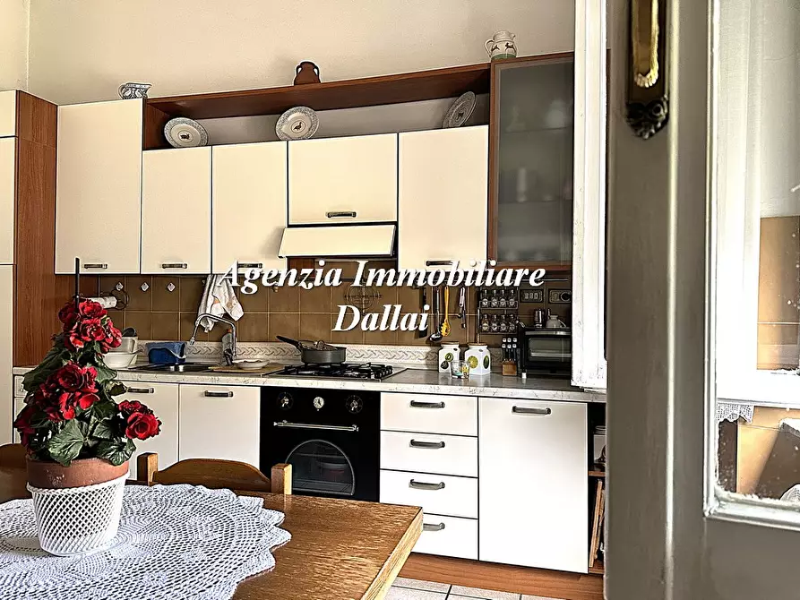 Immagine 4 di Appartamento in vendita  in Viale della Resistenza a Borgo San Lorenzo