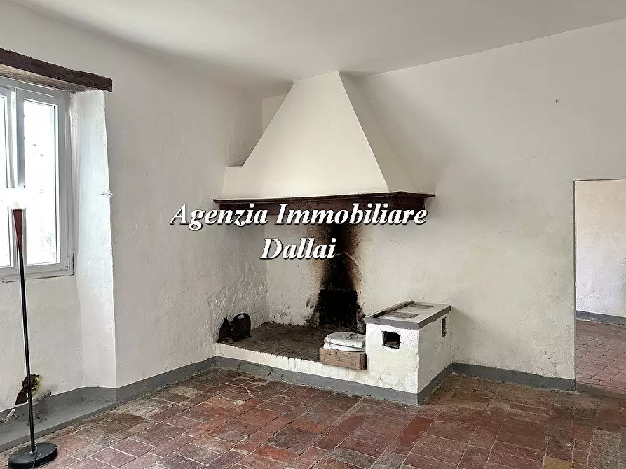 Immagine 9 di Rustico / casale in vendita  in Via Roma 29 a Scarperia E San Piero