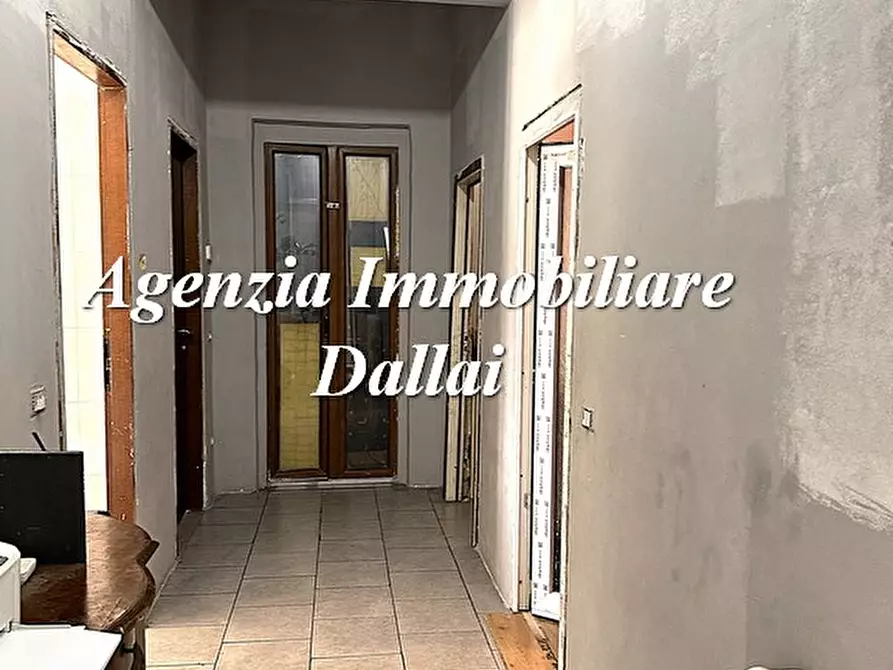 Immagine 1 di Appartamento in vendita  in Viale della Libertà a Barberino Di Mugello