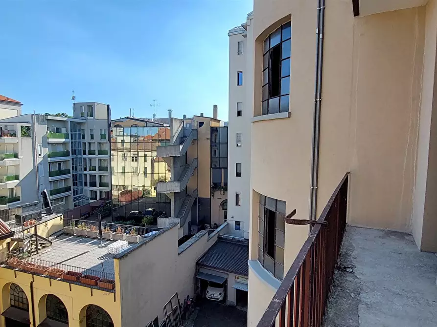 Immagine 3 di Appartamento in affitto  in Via Passerini 9 a Monza