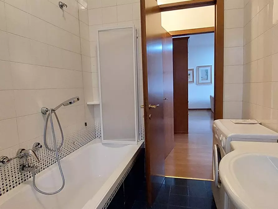 Immagine 4 di Appartamento in affitto  in Via Giulio Caccini 12 a Monza
