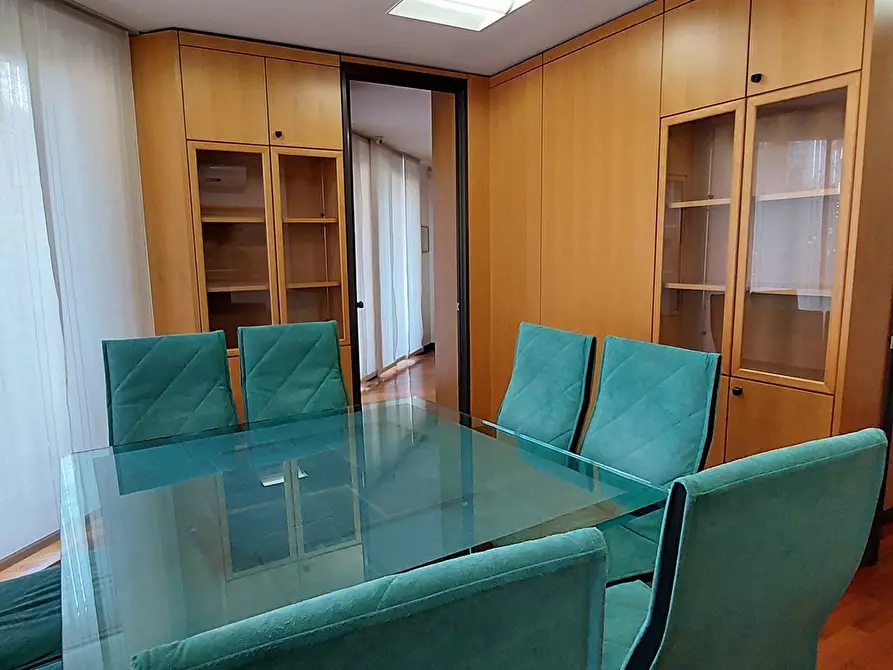 Immagine 1 di Ufficio in affitto  in Via Carlo Alberto 41 a Monza