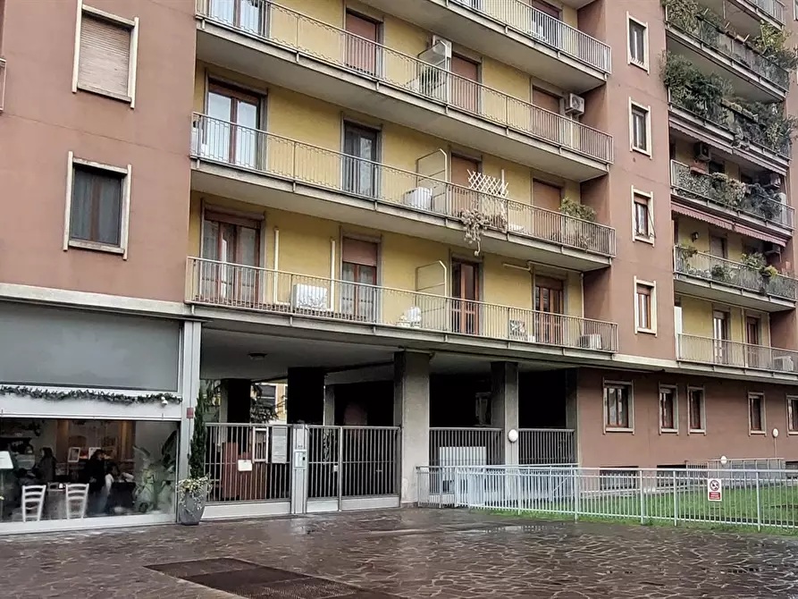 Immagine 5 di Ufficio in affitto  in Piazza Antonio Gramsci 58A a Cinisello Balsamo