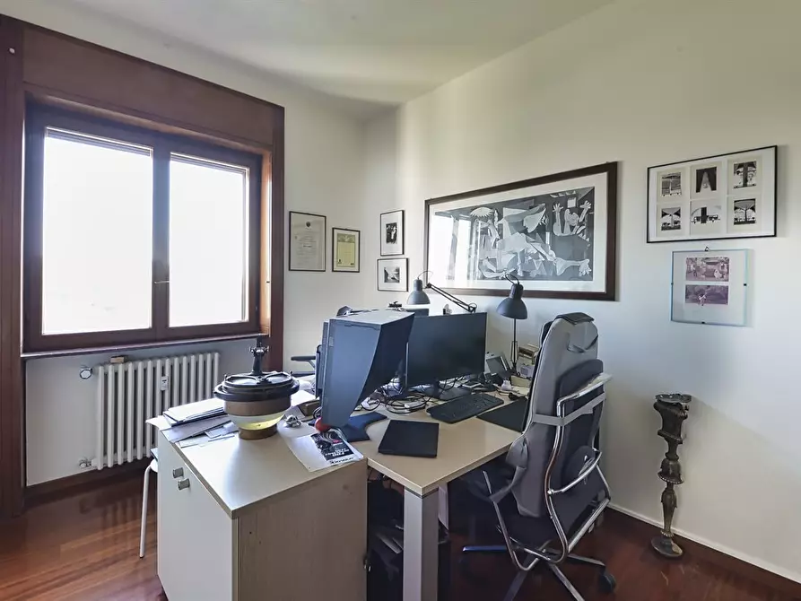 Immagine 3 di Appartamento in vendita  in Via Monte Bianco 16 a Monza