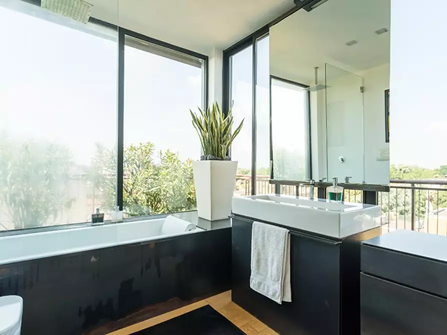 Immagine 2 di Appartamento in affitto  in via leopardi 22 a Monza