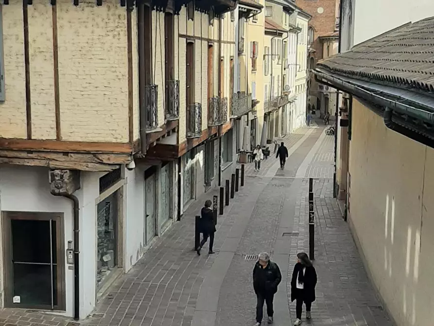 Immagine 1 di Appartamento in affitto  in Via Lambro 1 a Monza