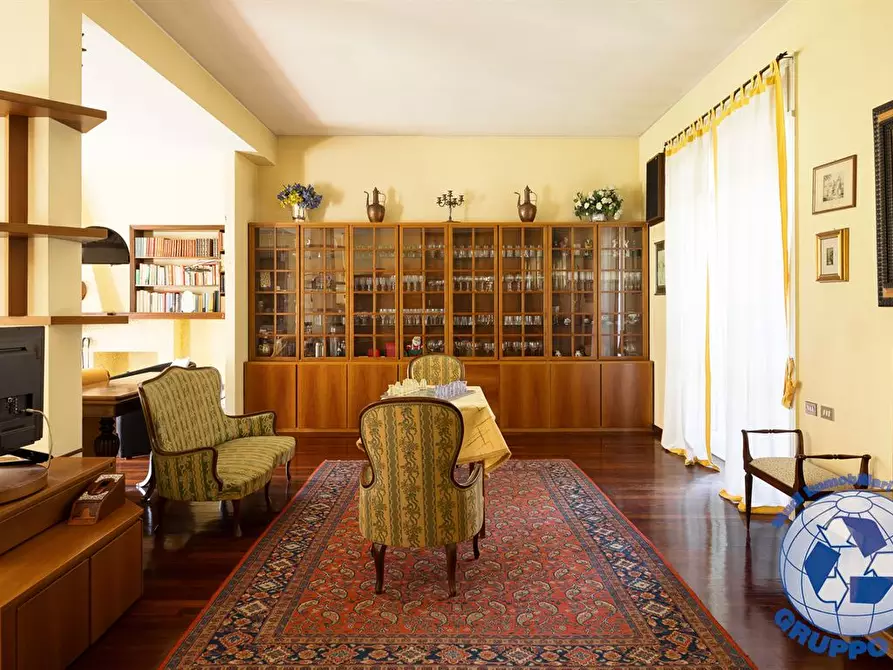 Immagine 2 di Casa trifamiliare in vendita  in Via Monza 55 a Brugherio