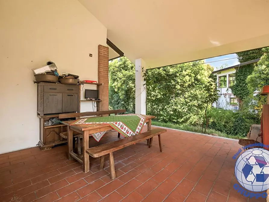 Immagine 2 di Villa in vendita  in via cappelletta a Camparada