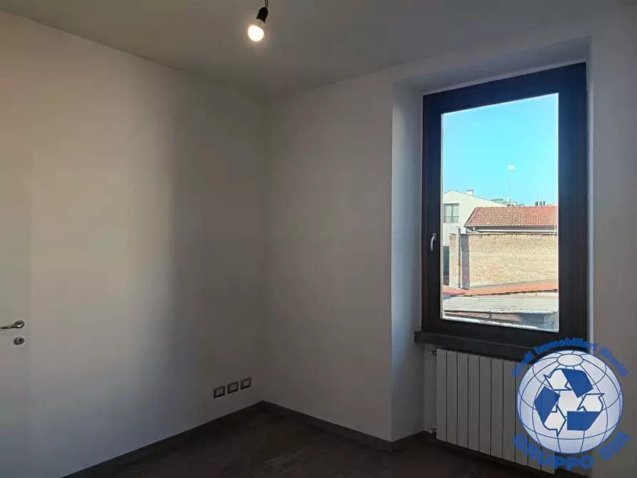 Immagine 3 di Appartamento in vendita  in via vittorio emanuele 51 a Monza