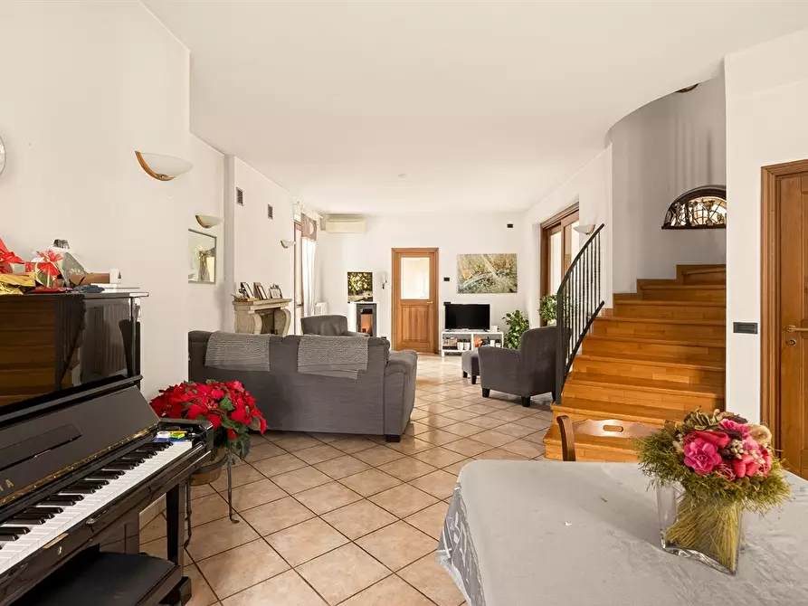 Immagine 2 di Capannone industriale in vendita  in strada vicinale della canova 4 a Abbiategrasso