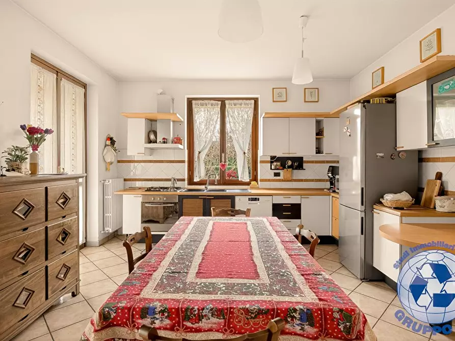 Immagine 7 di Casa indipendente in vendita  in strada vicinale della canova 4 a Abbiategrasso