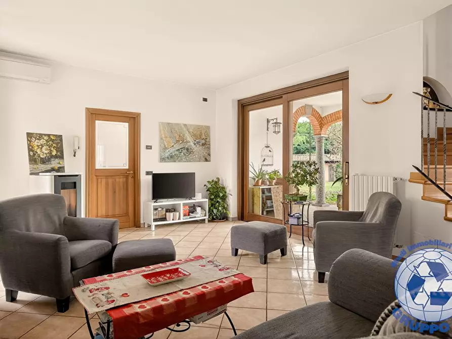 Immagine 4 di Casa indipendente in vendita  in strada vicinale della canova 4 a Abbiategrasso