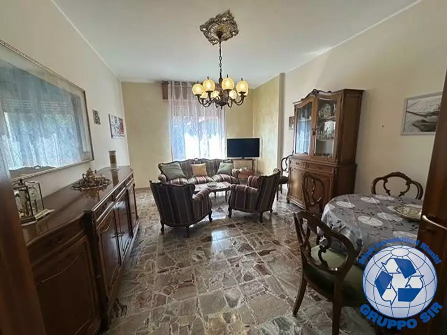 Immagine 1 di Appartamento in affitto  in via europa 34 a Muggiò