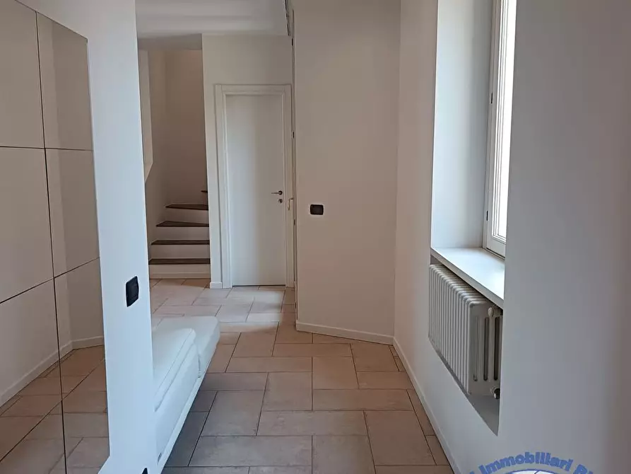 Immagine 1 di Appartamento in vendita  in via tommaso gallarati scotti 21 a Vimercate