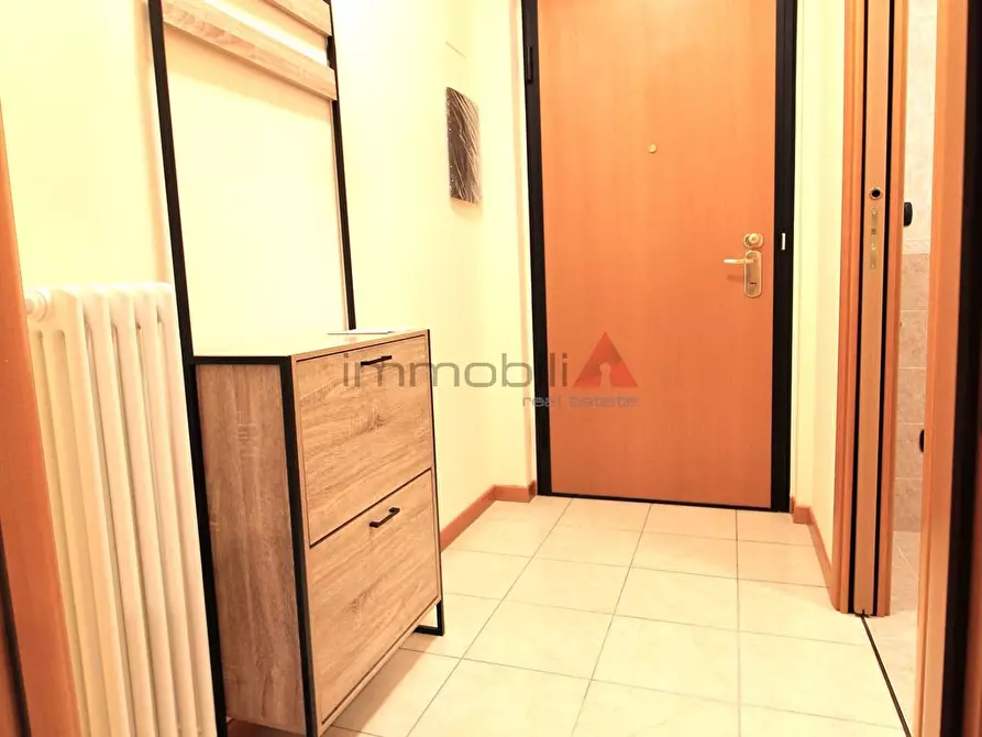 Immagine 1 di Appartamento in affitto  a Monza