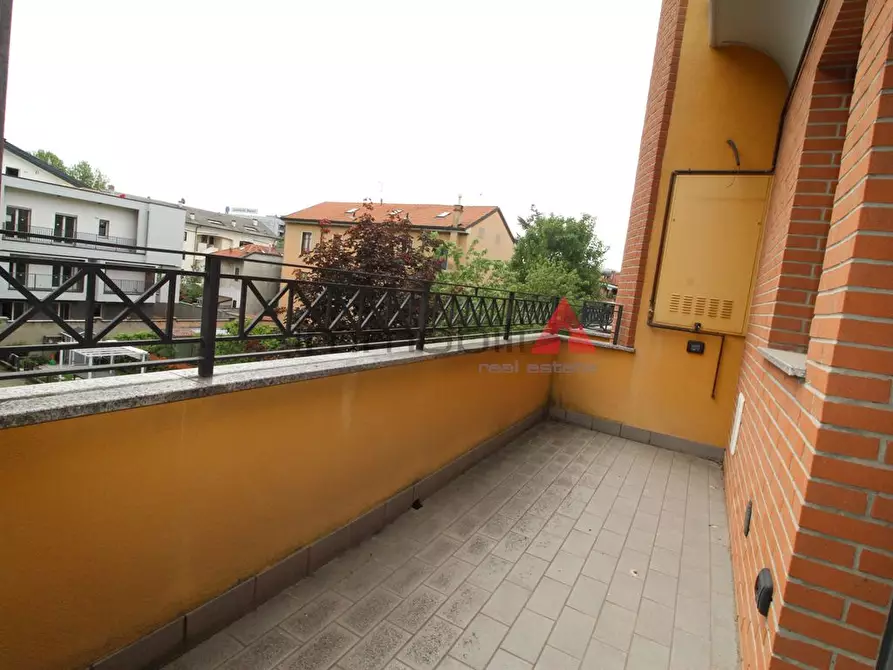 Immagine 4 di Appartamento in affitto  a Monza