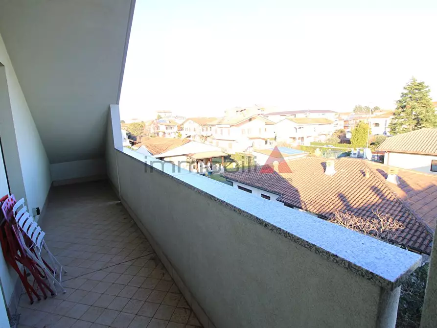 Immagine 4 di Appartamento in affitto  a Carugate