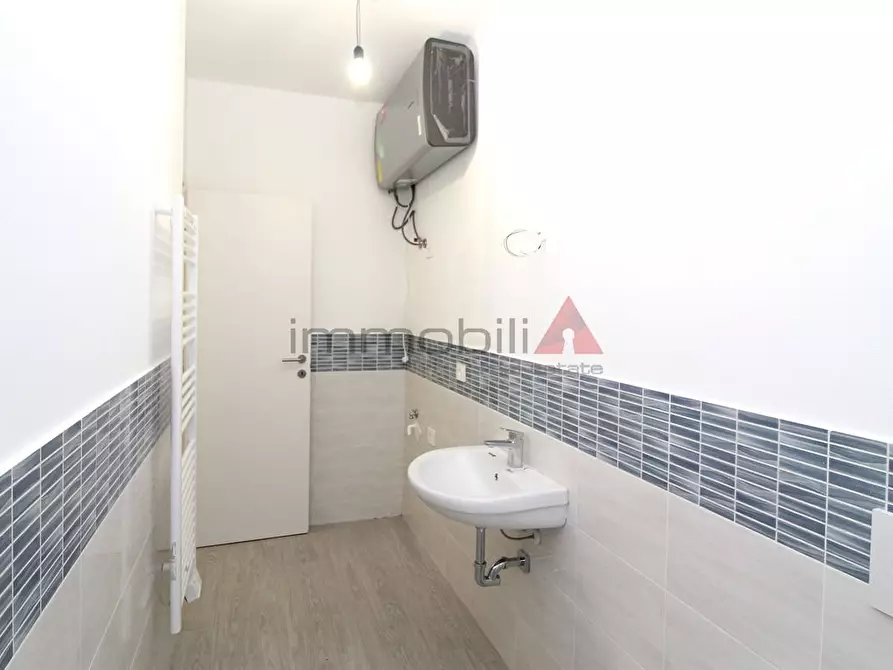 Immagine 8 di Appartamento in vendita  a Brugherio