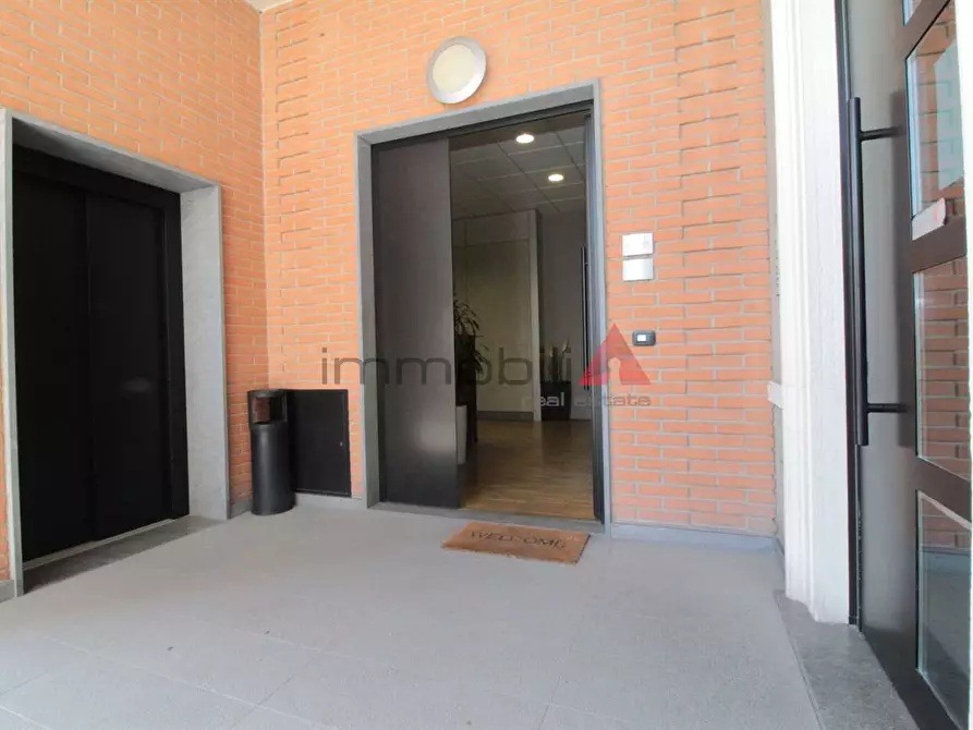 Immagine 8 di Ufficio in affitto  a Brugherio