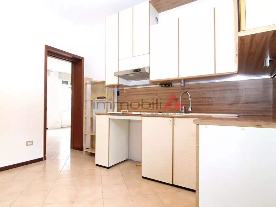 Immagine 3 di Appartamento in vendita  a Brugherio