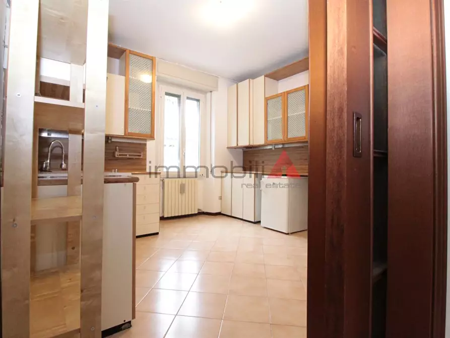 Immagine 5 di Appartamento in vendita  a Brugherio