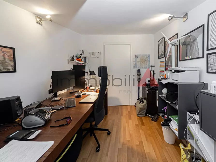 Immagine 9 di Appartamento in vendita  a Brugherio