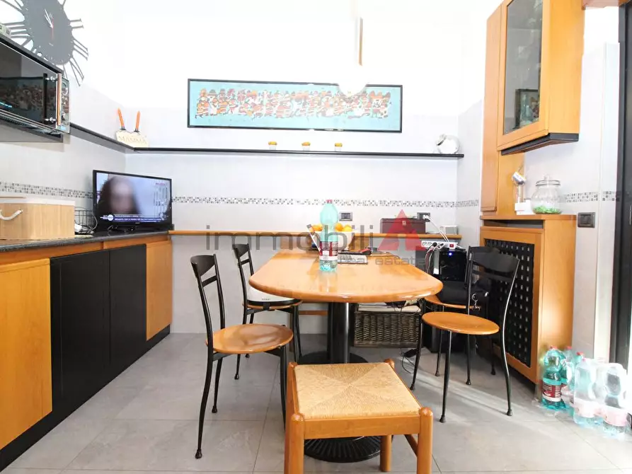 Immagine 5 di Appartamento in vendita  a Monza