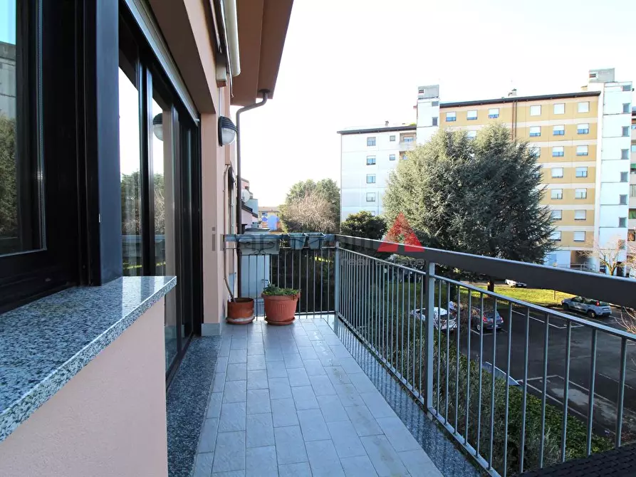 Immagine 2 di Appartamento in vendita  a Monza