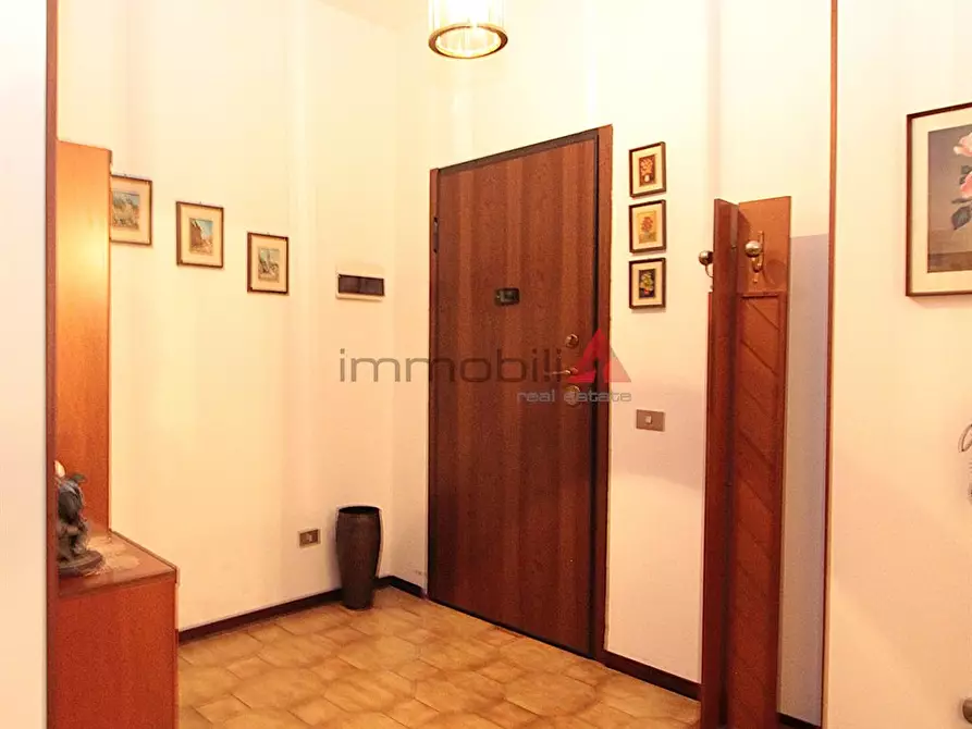 Immagine 1 di Appartamento in vendita  a Cernusco Sul Naviglio