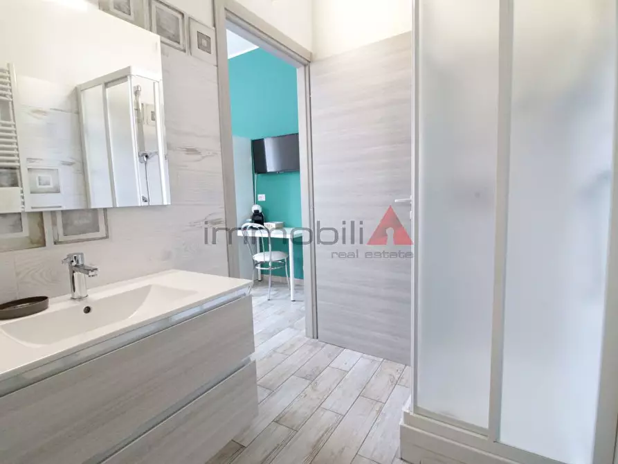 Immagine 9 di Appartamento in vendita  a Monza