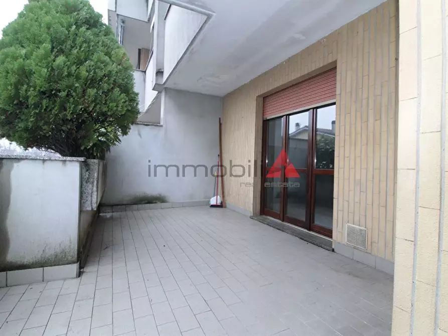 Immagine 1 di Appartamento in affitto  in via Monterosa a Carugate