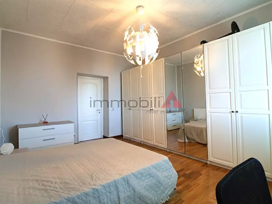 Immagine 1 di Appartamento in vendita  a Milano