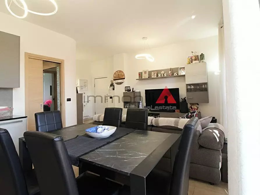 Immagine 3 di Appartamento in vendita  a Cologno Monzese