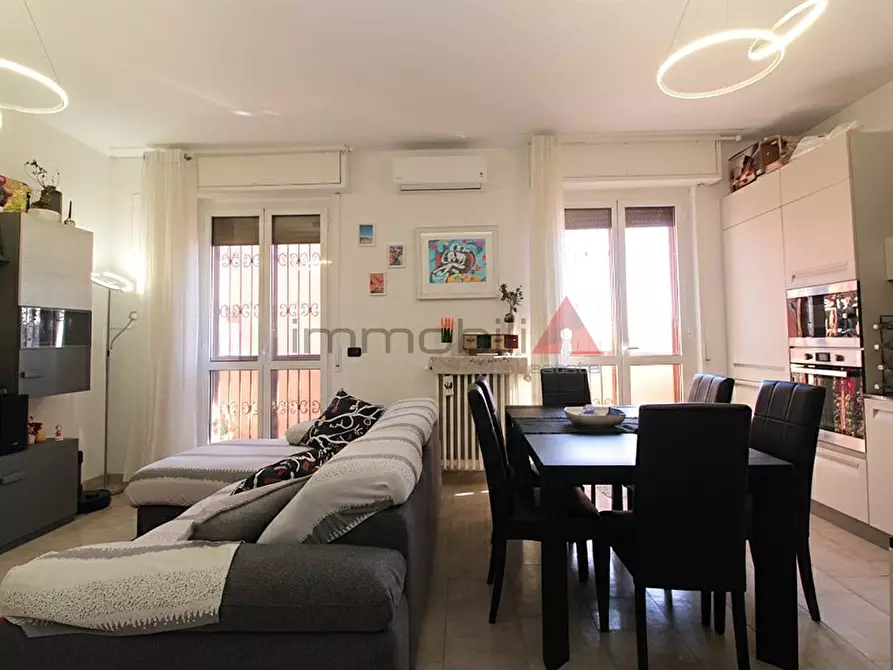 Immagine 4 di Appartamento in vendita  a Cologno Monzese