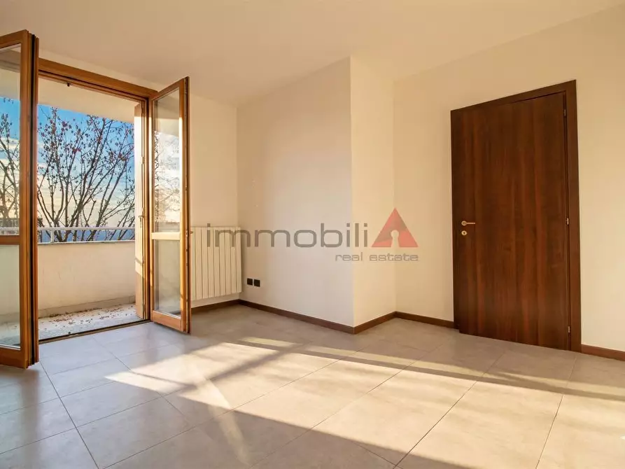 Immagine 7 di Appartamento in vendita  a Brugherio