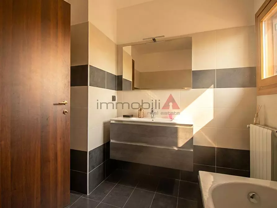 Immagine 8 di Appartamento in vendita  a Brugherio