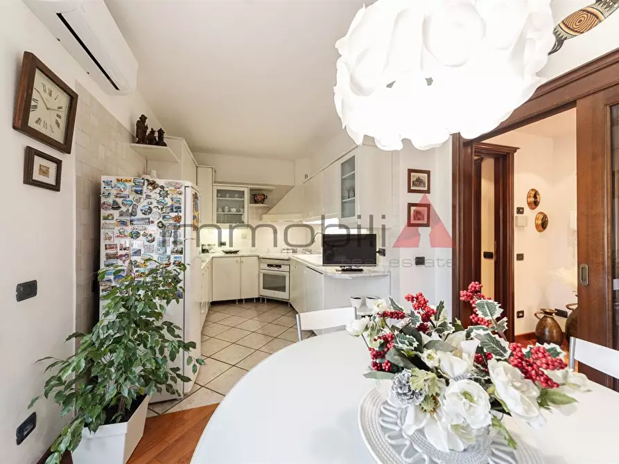 Immagine 3 di Attico in vendita  a Nova Milanese