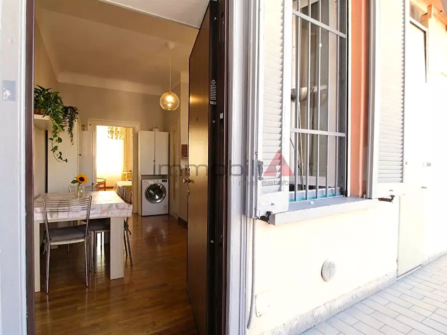 Immagine 1 di Appartamento in vendita  a Milano