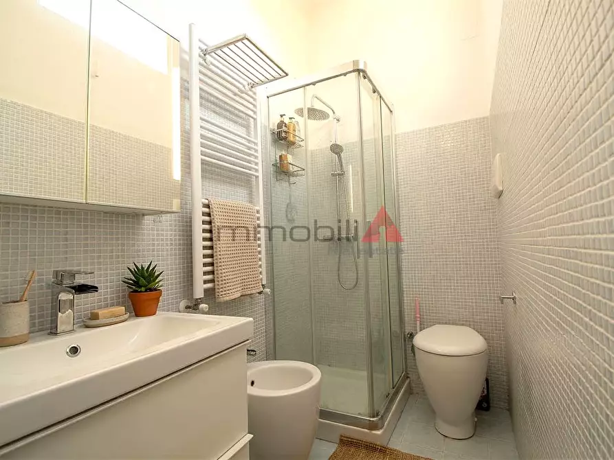 Immagine 4 di Appartamento in vendita  a Milano