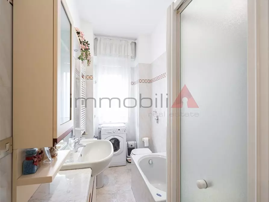 Immagine 8 di Appartamento in vendita  a Cernusco Sul Naviglio