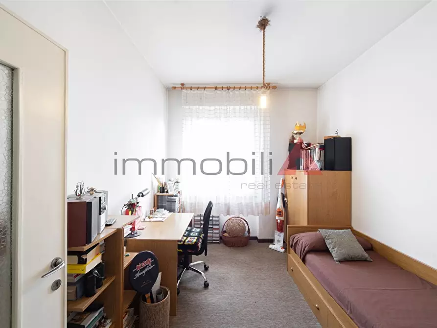 Immagine 2 di Appartamento in vendita  in via Manin a Brugherio