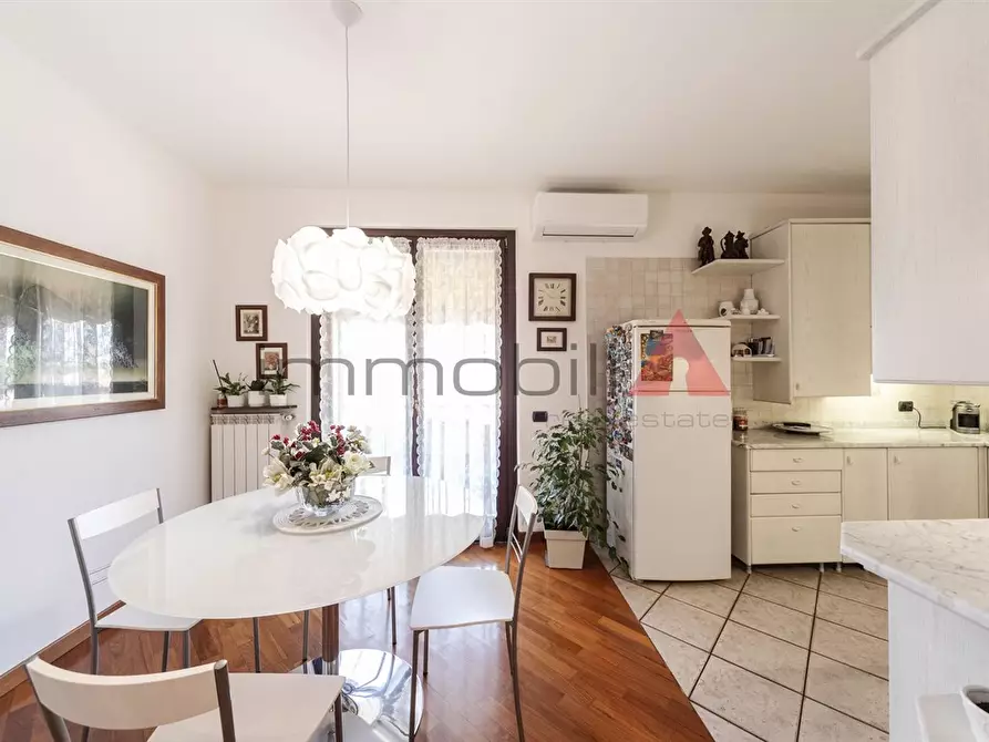 Immagine 7 di Attico in vendita  a Nova Milanese